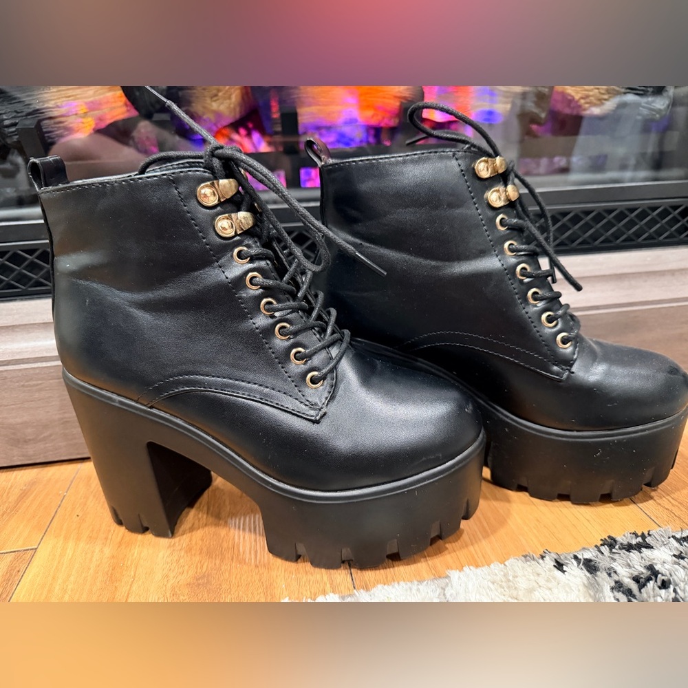 Black Platform Lace-Up Ankle Boots - Women